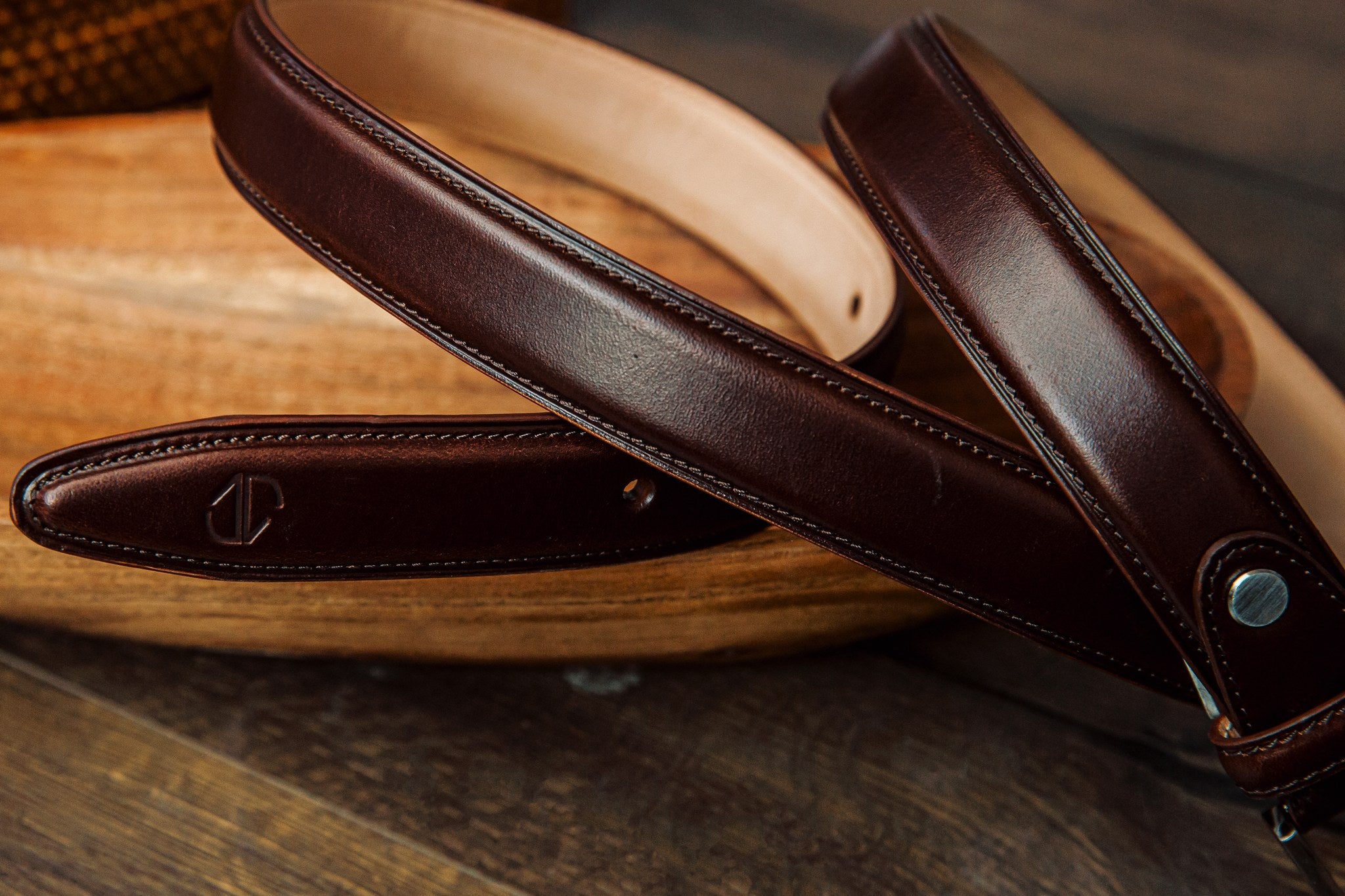 The Santo belt in Australian Nut, leather character