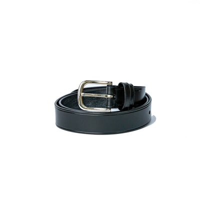 The Walsall in Black, the grain of English Bridle leather