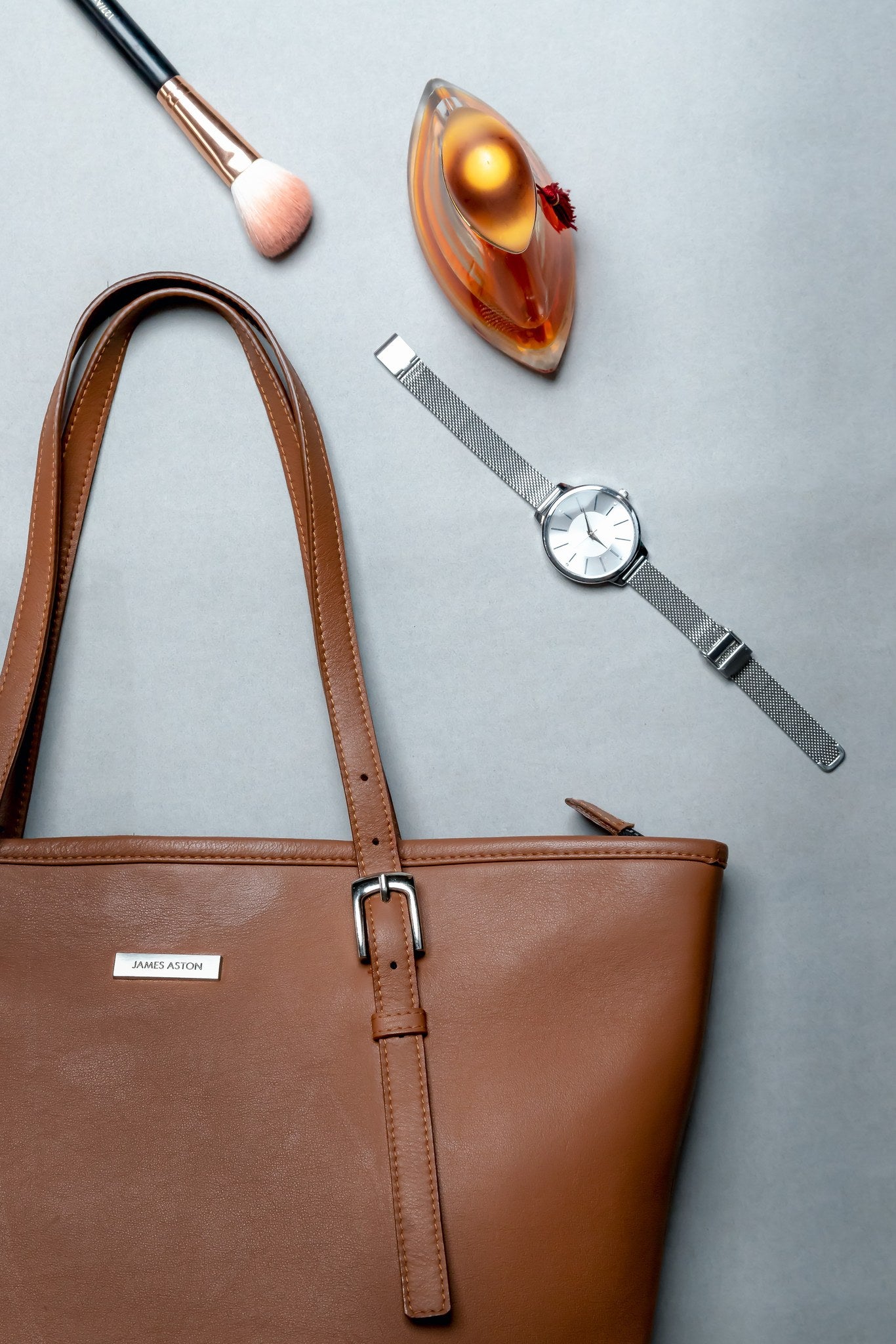 The Wanderer's Tote in cognac, carried for the day.